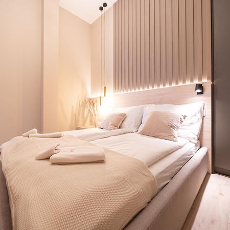 Karoly Boutique Suites, Best Location By Bqa Budapest Kültér fotó