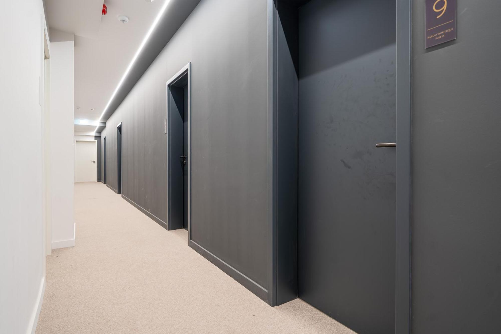 Karoly Boutique Suites, Best Location By Bqa Budapest Kültér fotó