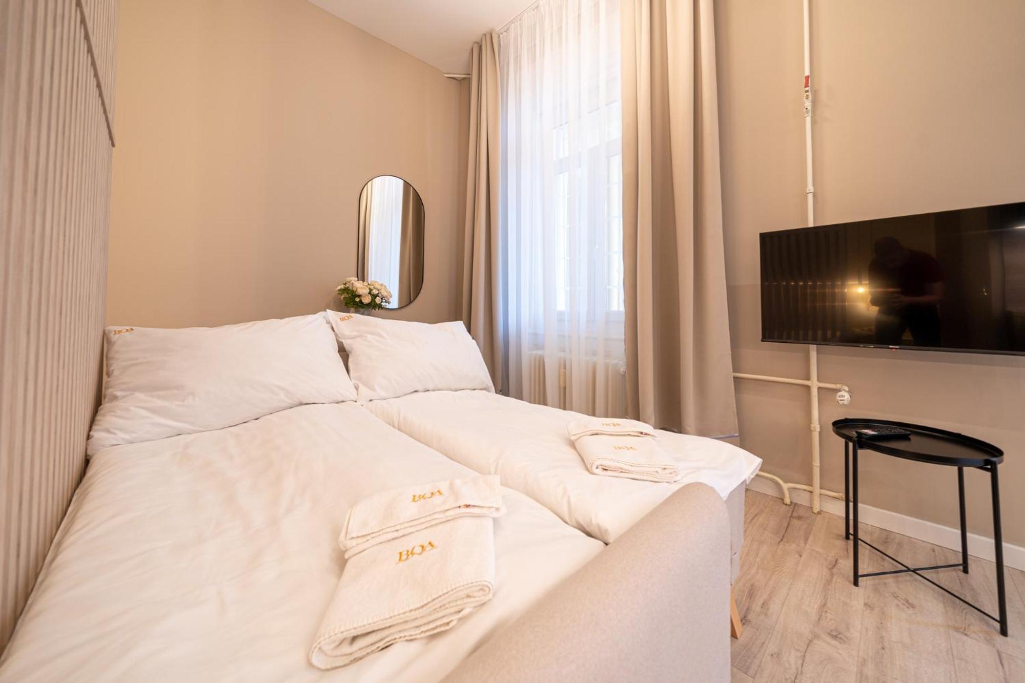 Karoly Boutique Suites, Best Location By Bqa Budapest Kültér fotó