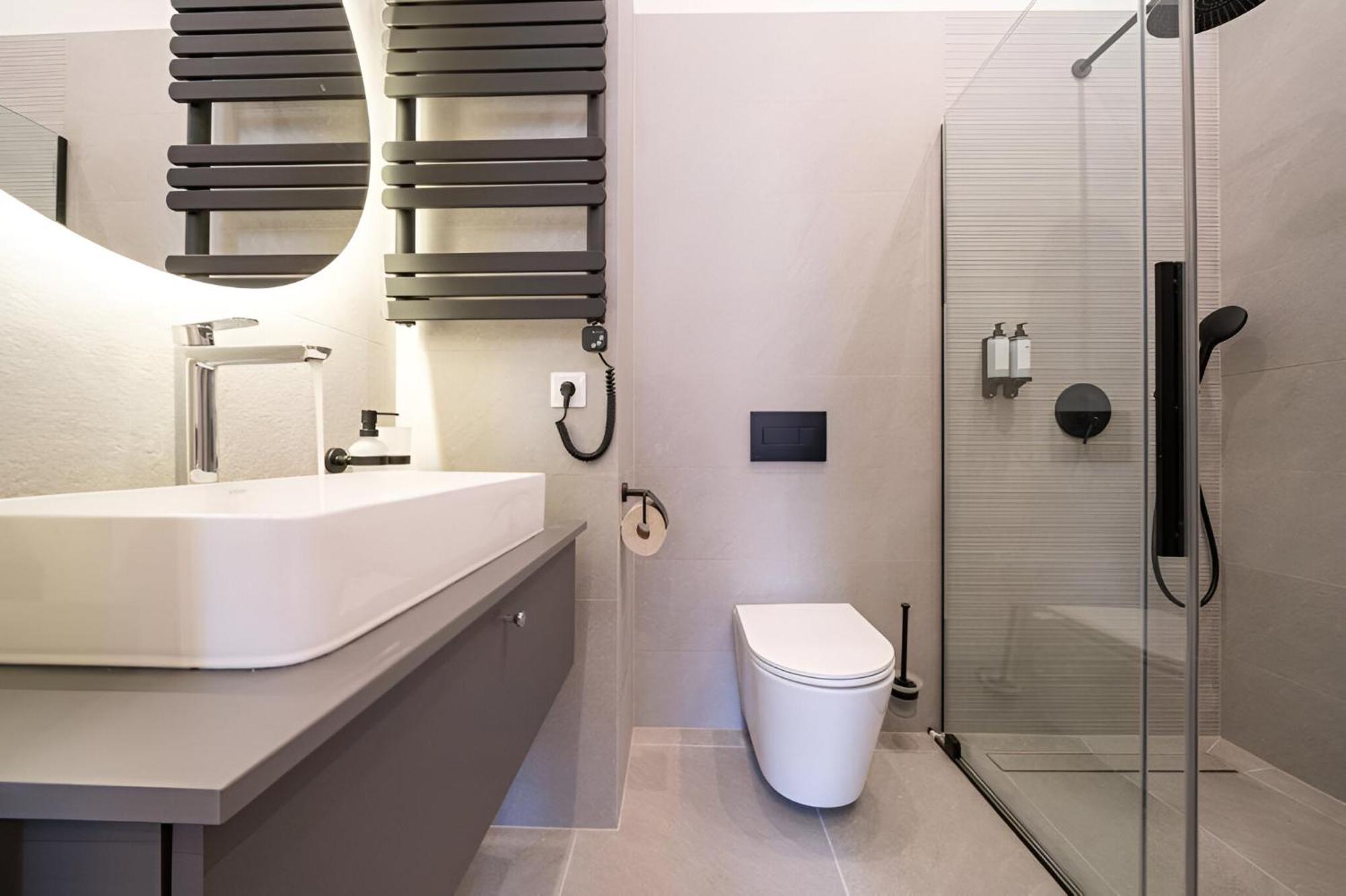 Karoly Boutique Suites, Best Location By Bqa Budapest Kültér fotó